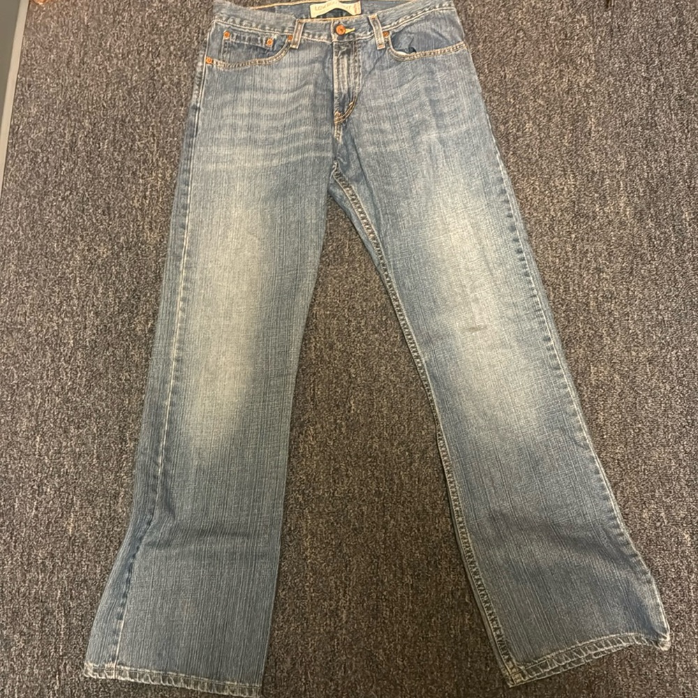 Levi 527